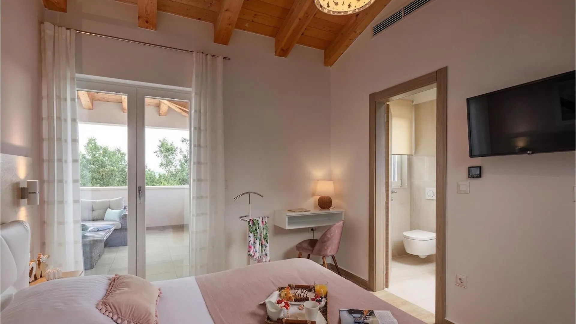 Villa Karla Tar Frata