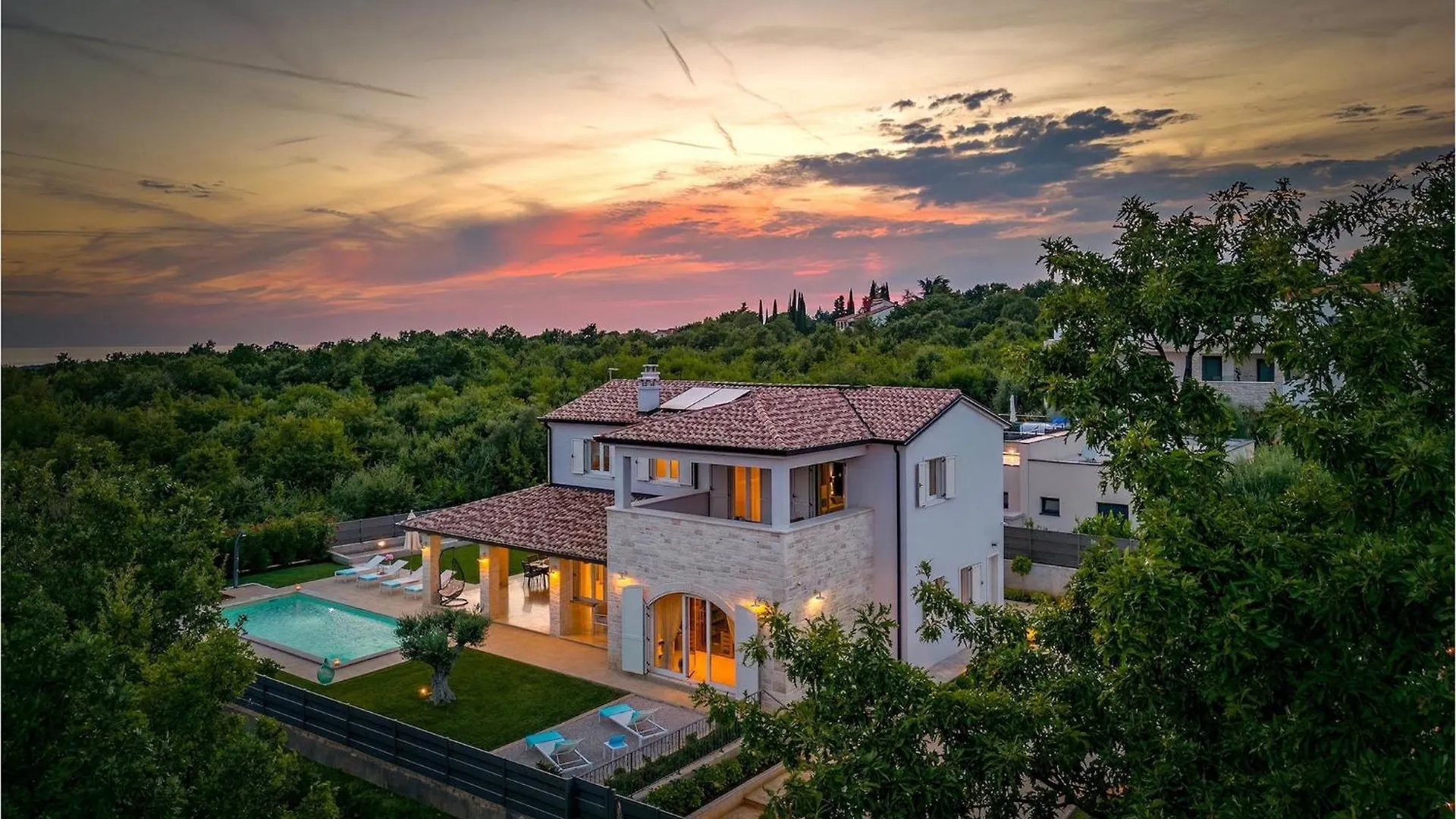 Hébergement de vacances Villa Karla Tar Frata